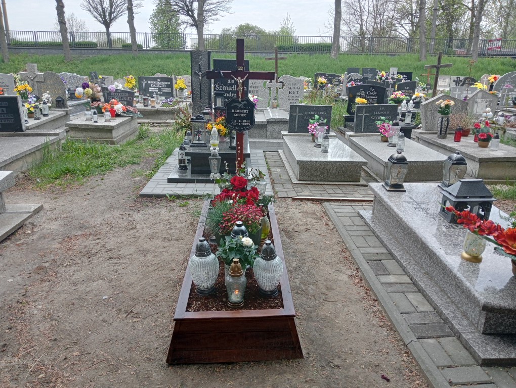 Grób Herbert Kopiec